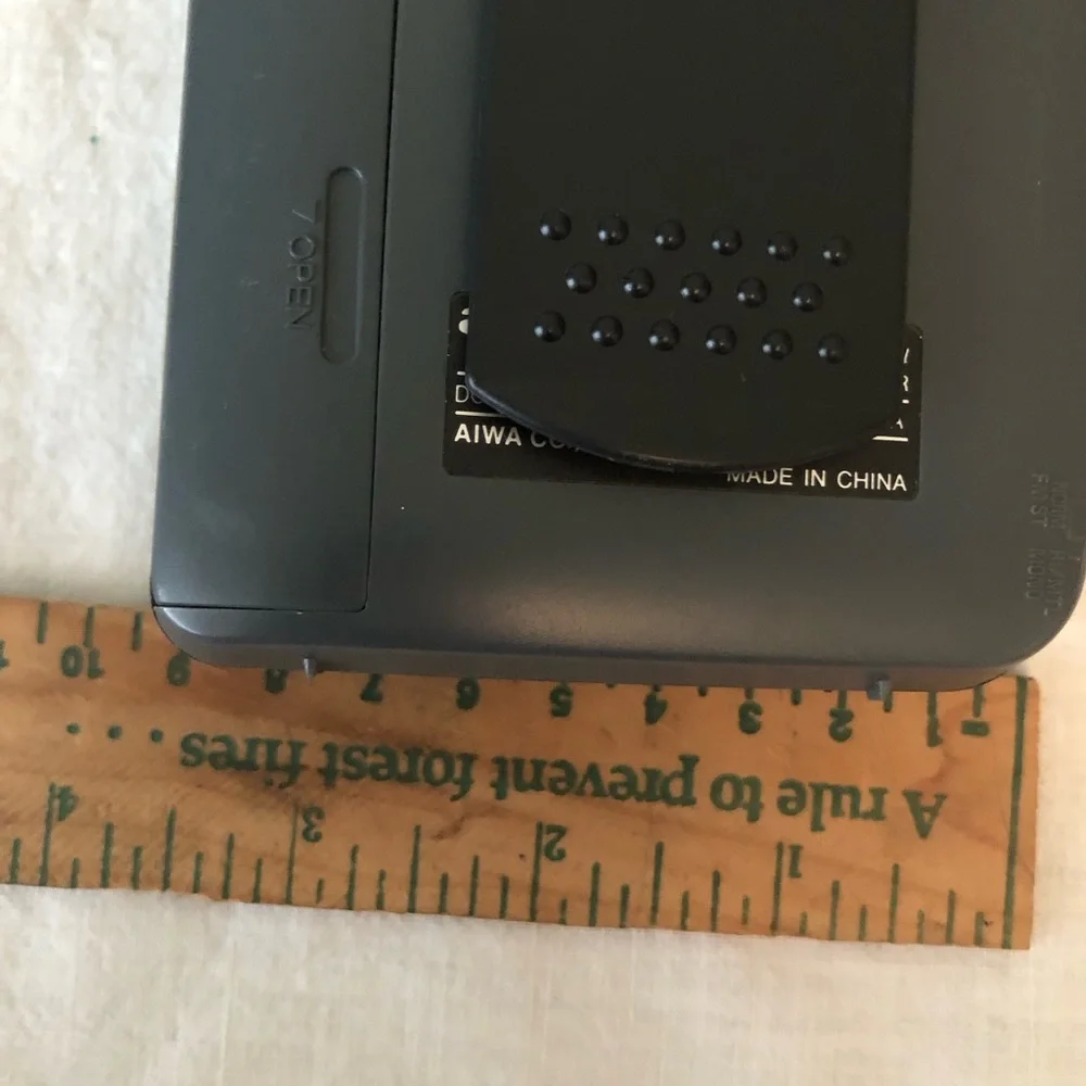 VTG Aiwa HS-TA183 walkman 90s - Picture 5 of 6